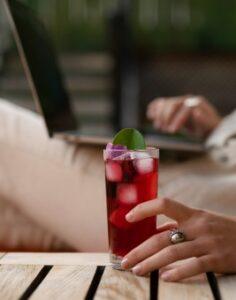 Best Non Alcoholic Drinks That Give You a Buzz